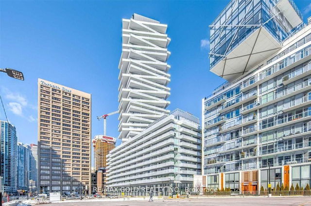 812 - 15 Queens Quay