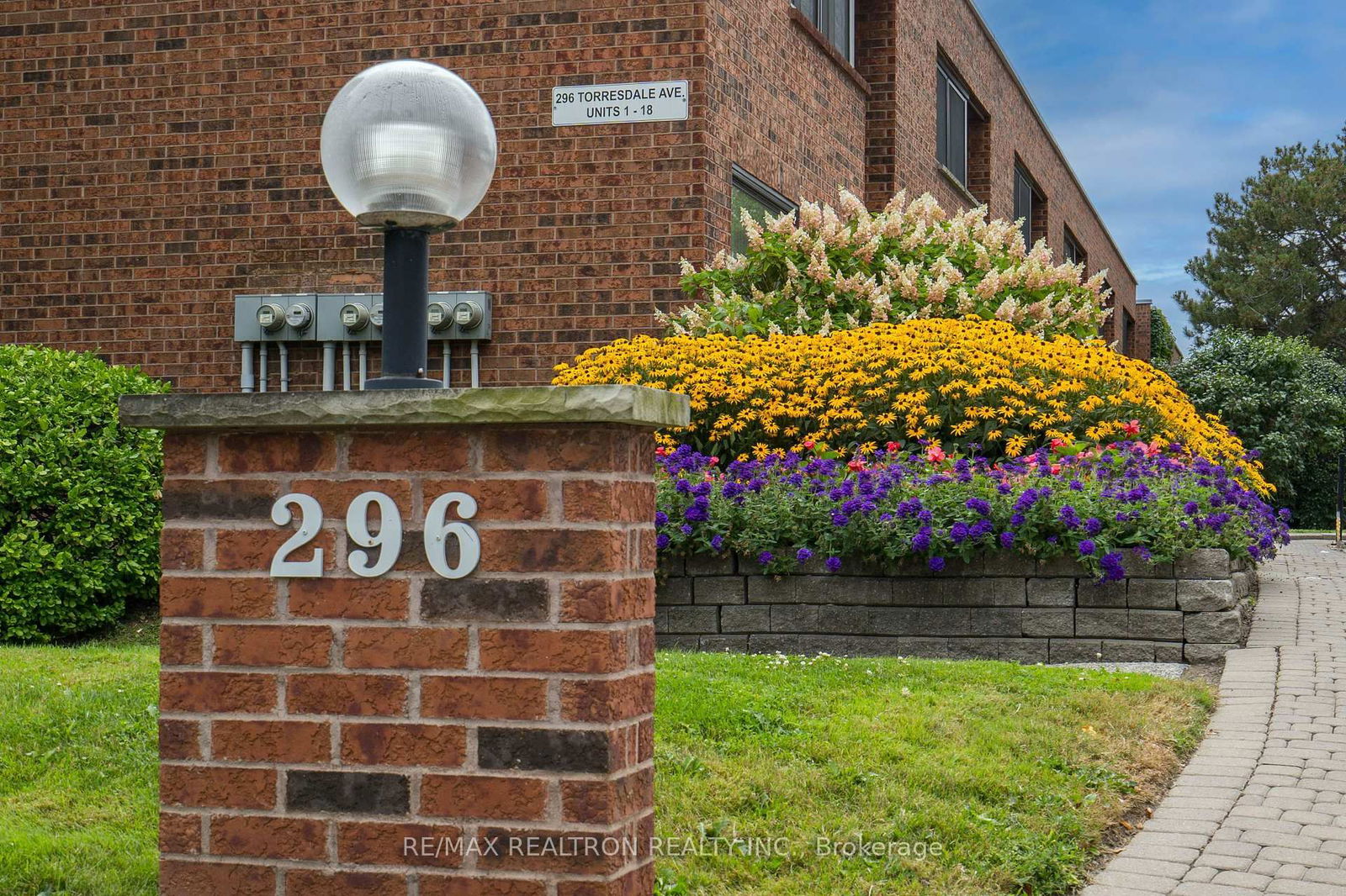 Townhouse for sale at 17-296 Torresdale Avenue, Toronto, Westminster-Branson, M2R 3N3 - MLS: C12122401