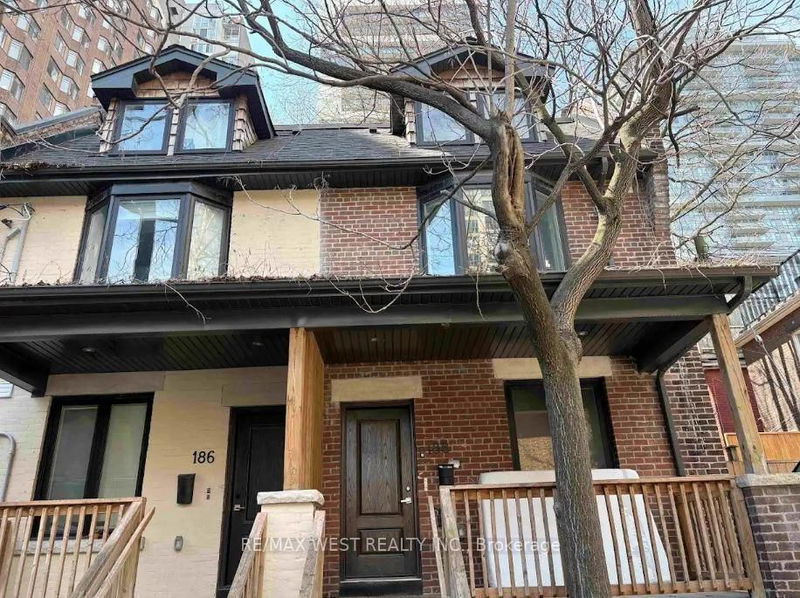 home for lease on Upper-188 Mutual Street