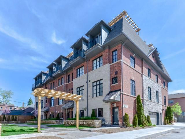 8 - 2 Salvador Allende Court