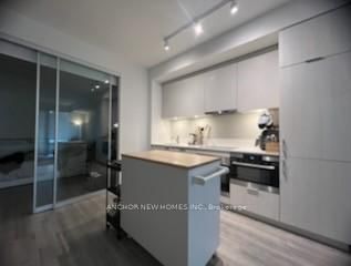 #413 - 158 Front Street