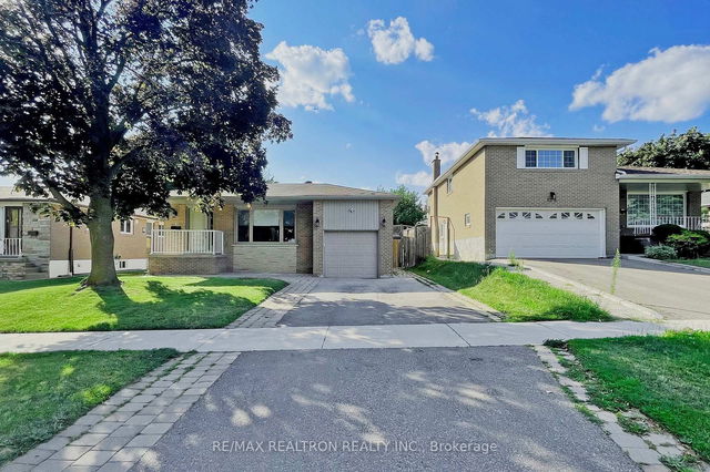 Main Fl - 126 Brahms Avenue