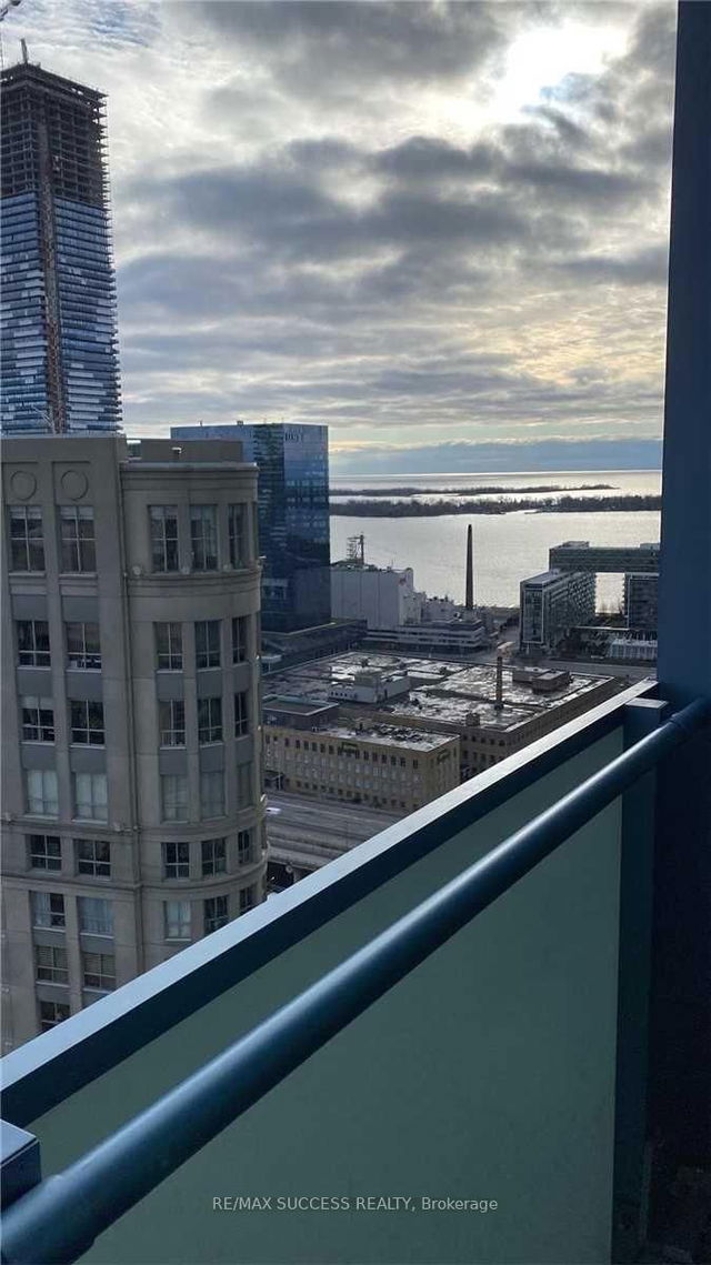 3109 - 8 The Esplanade Street
