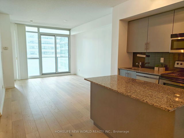 1302 - 55 Bremner Boulevard