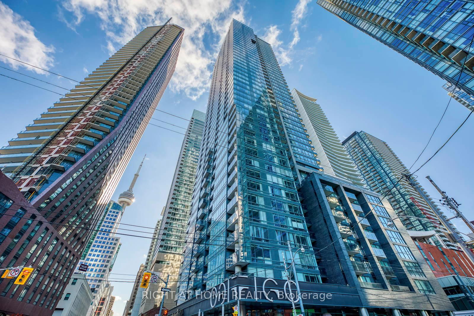 Condo for sale at 1306-295 Adelaide Street, Toronto, Waterfront Communities C1, M5V 0L4 - MLS: C12122802