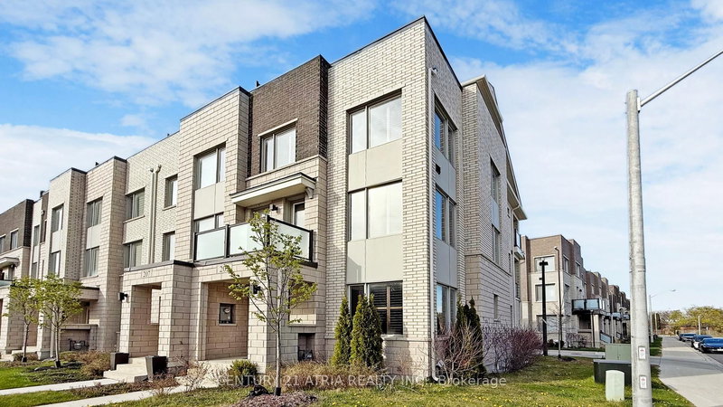 205 The Donway East, Toronto, M3B 0B4 | Image 2