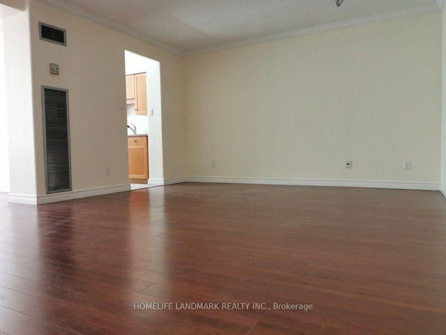 1513 - 633 Bay Street