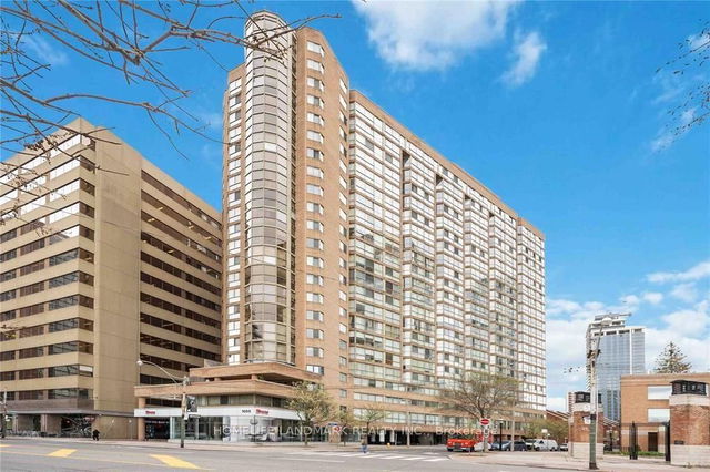 1712 - 1055 Bay Street