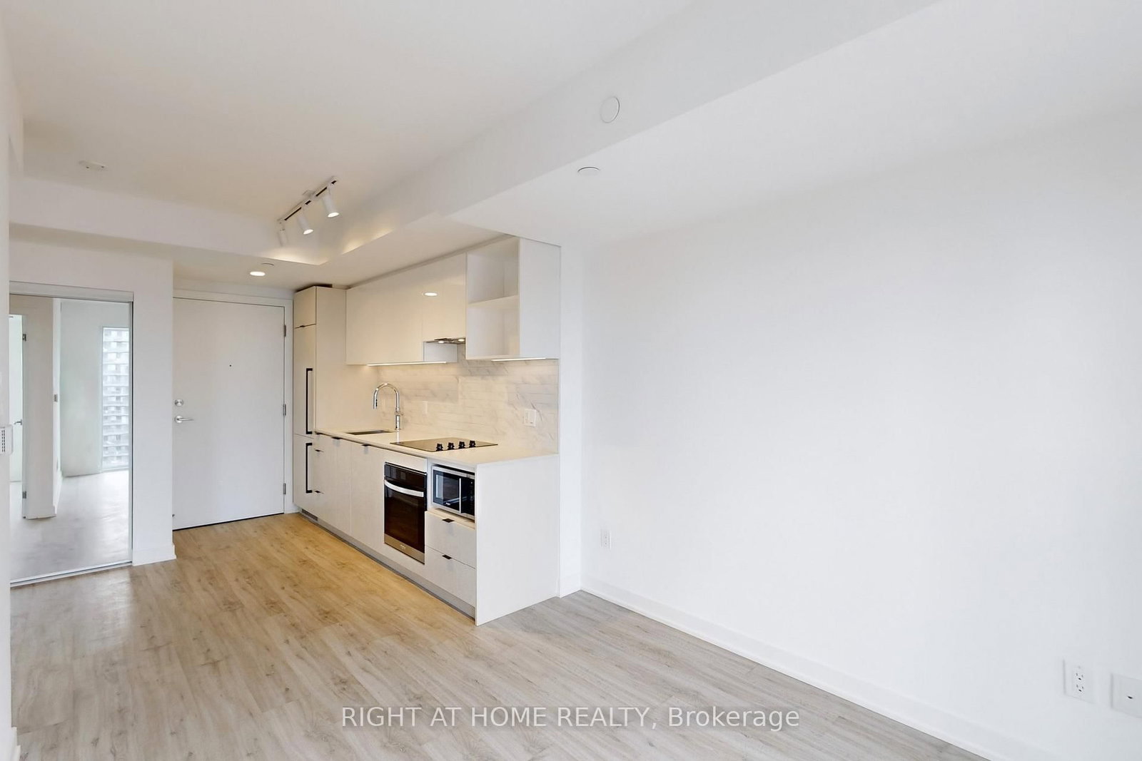 252 Church Street, Unit 3716 - Photo 11