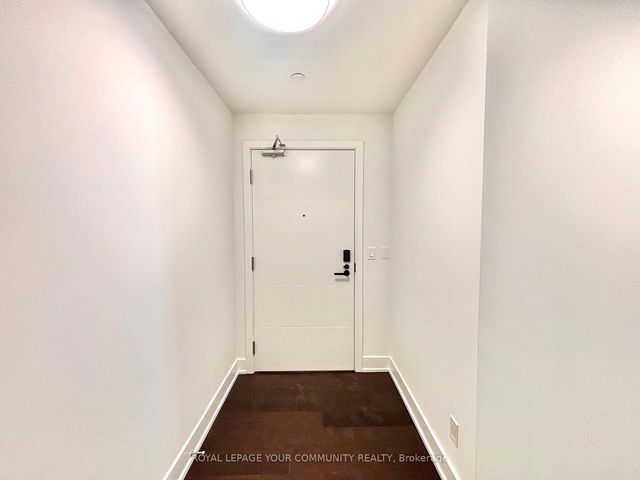 306 - 8 Manor Road