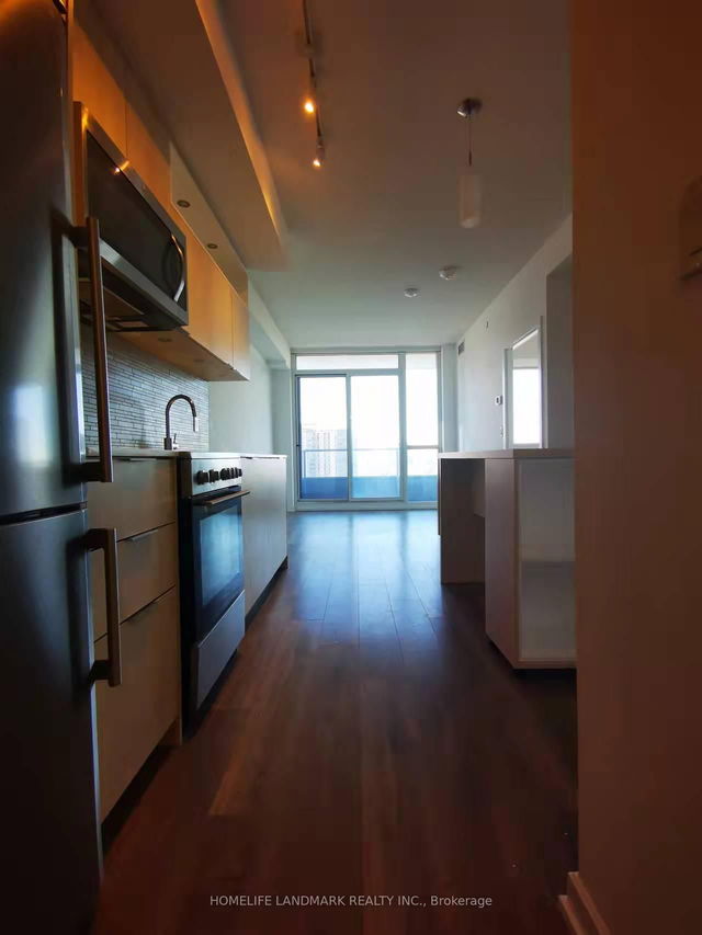 1109 - 50 Forest Manor Road
