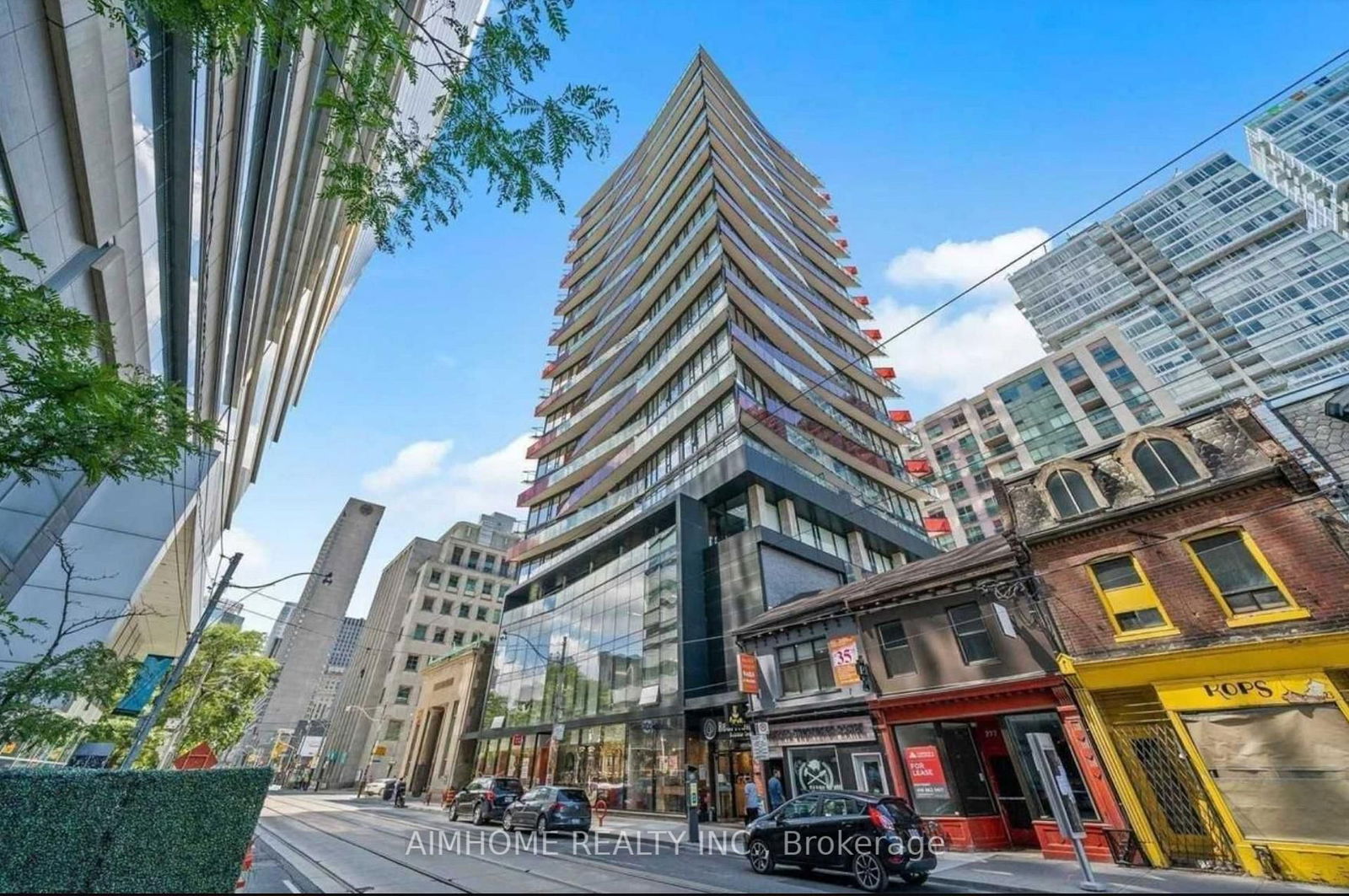 Condo for lease at 708-215 Queen Street, Toronto, Waterfront Communities C1, M5V 0P5 - MLS: C12123284