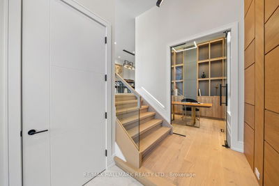 118 Airdrie Rd, Toronto - Leaside image-0-3