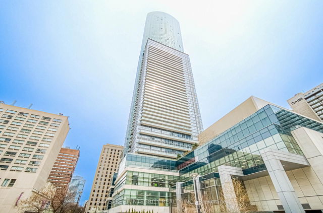 3414 - 386 Yonge Street