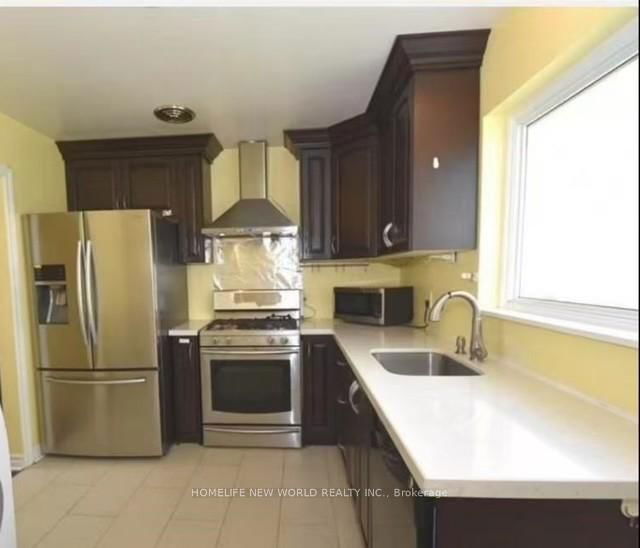 38 tristan Crescent