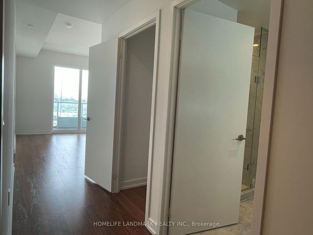 1202 - 117 Mcmahon Drive