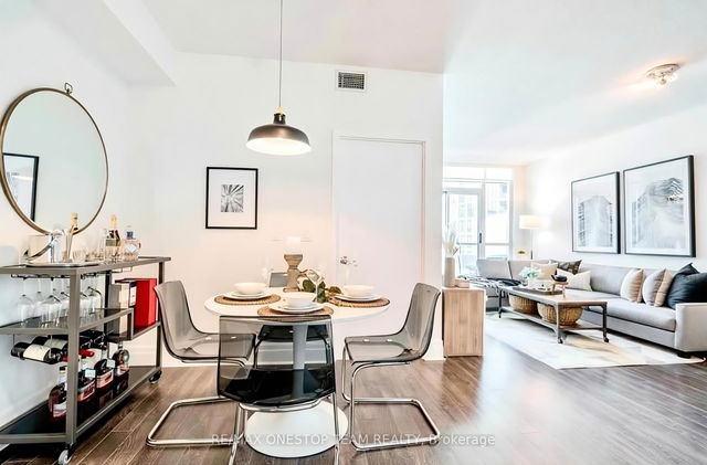 2211 - 12 Yonge Street