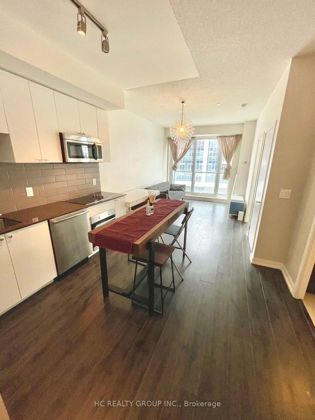 604 - 18 Rean Drive