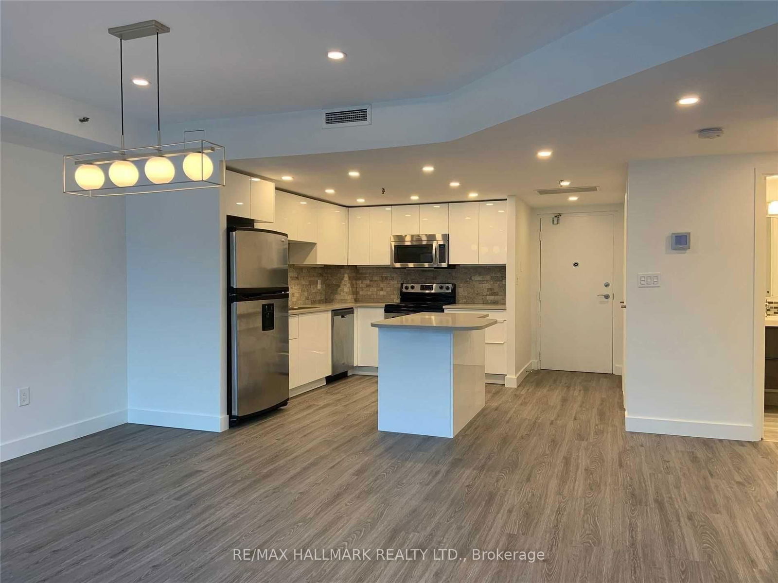 Condo for lease at 710-71 Front Street, Toronto, Waterfront Communities C8, M5E 1T9 - MLS: C12123563