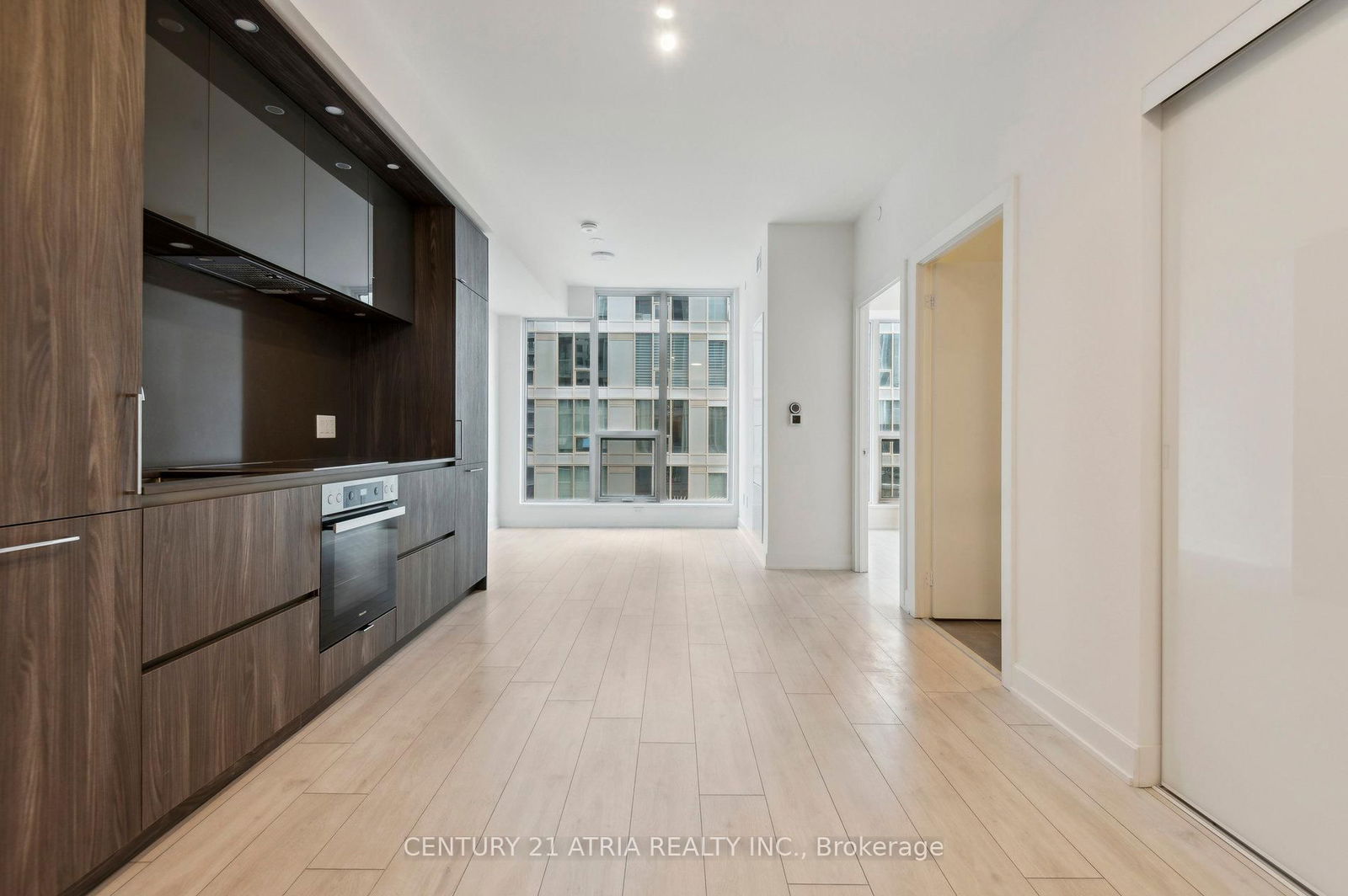 Condo for lease at 1215-35 Mercer Street, Toronto, Waterfront Communities C1, M5V 3C6 - MLS: C12123591