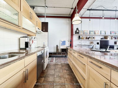 Unit 115 — 365 Dundas St, Toronto - Moss Park image-0-3