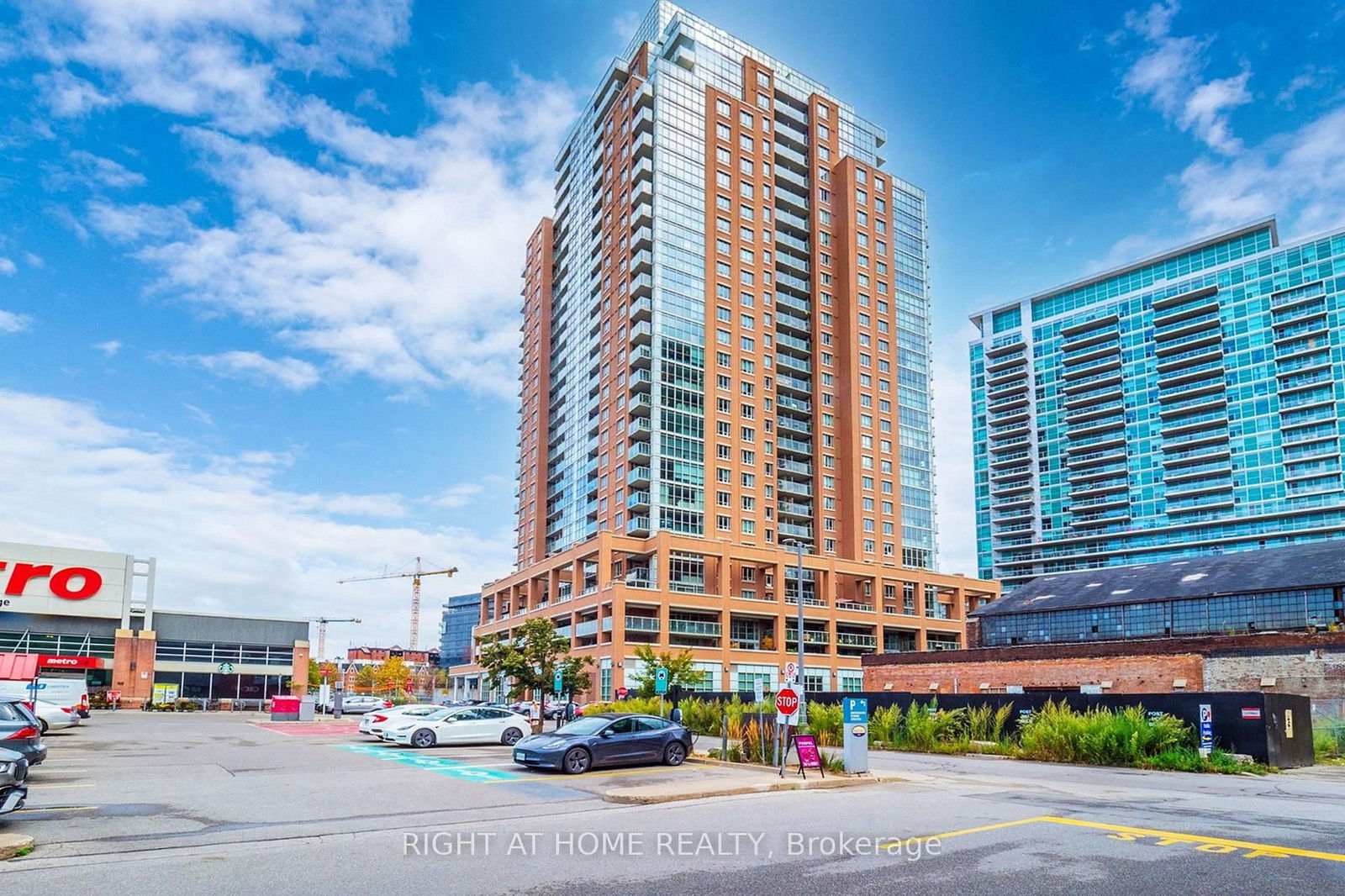 Condo for sale at 2415-125 Western Battery Road, Toronto, Niagara, M6K 3R8 - MLS: C12123938