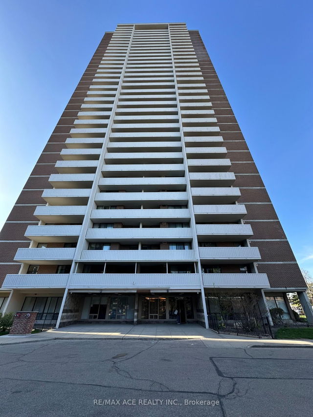 1504 - 10 Tangreen Court