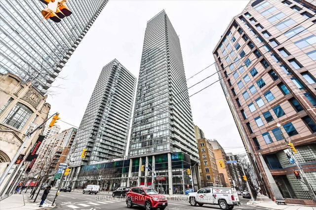 1006 - 38 Grenville Street