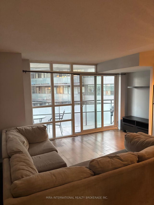 503 - 38 Joe Shuster Way