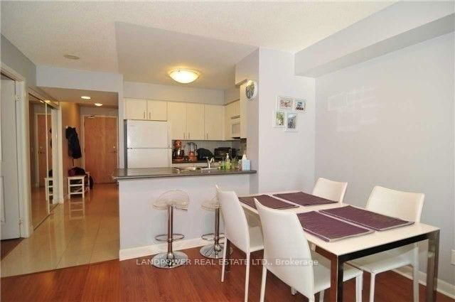 2307 - 4978 Yonge Street