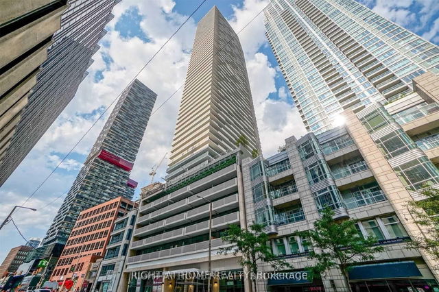 613 - 2221 Yonge Street