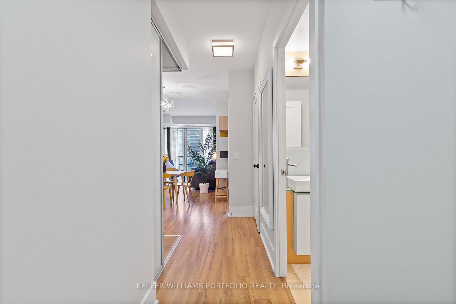 Condo for lease at 3609-300 Front Street, Toronto, Waterfront Communities C1, M5V 0E9 - MLS: C12124486