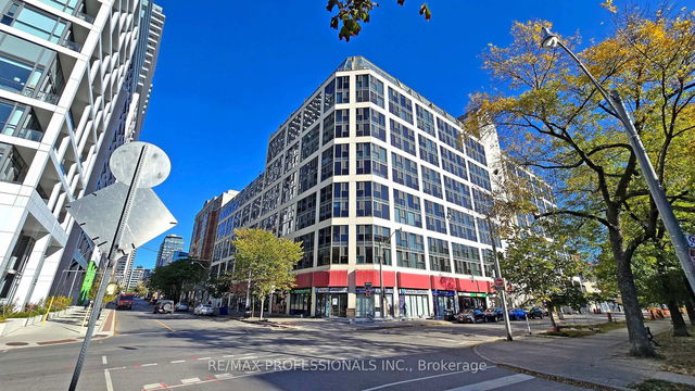 704 - 222 The Esplanade N/A