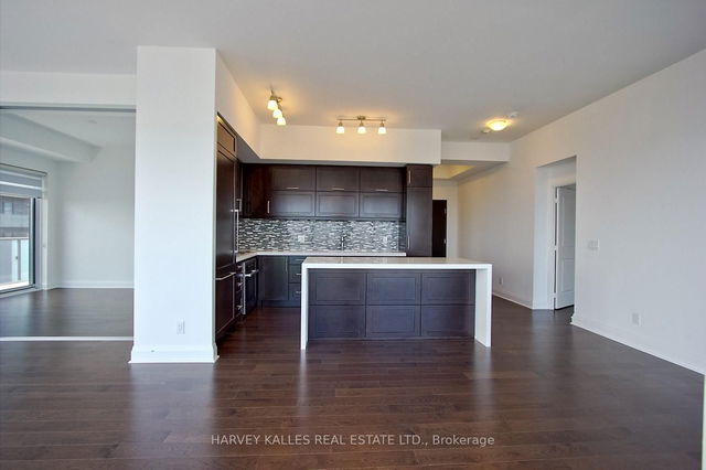 4502 - 1080 Bay Street