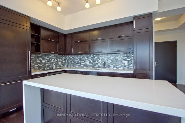 4502 - 1080 Bay Street
