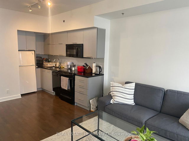809 - 21 Nelson Street