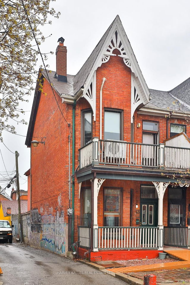 33 Clinton Street
