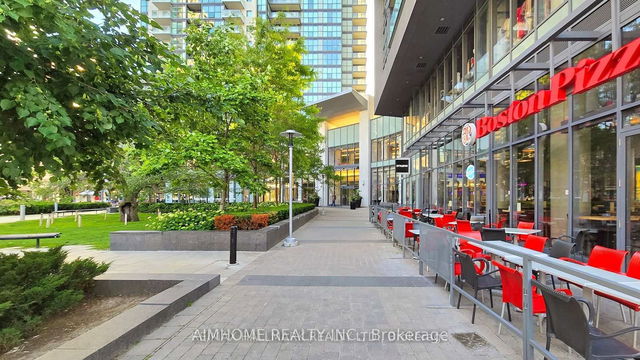 2615 - 5168 YONGE Street