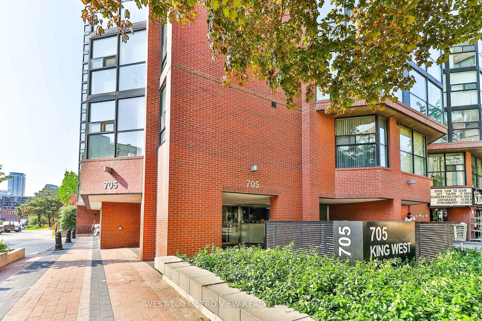 Condo for sale at 814-705 King Street, Toronto, Niagara, M5V 2W8 - MLS: C12125012