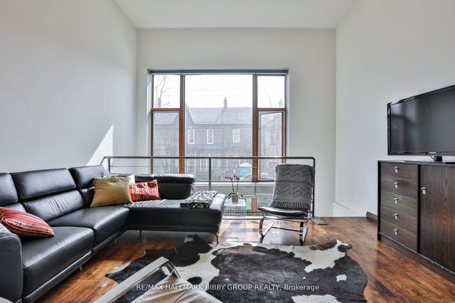 101 - 676 Richmond Street