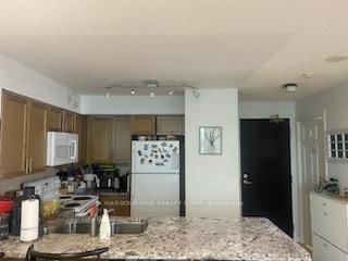 Ph08 - 30 Grand Trunk Crescent