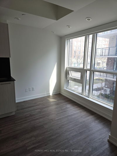 Unit TH16 — 871 Sheppard Ave, Toronto - Clanton Park image-0-4