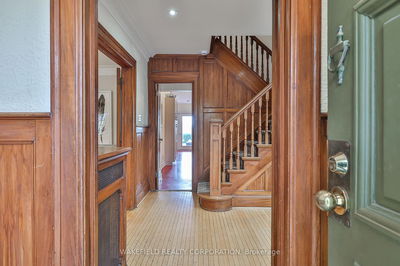 31 Hillcrest Dr, Toronto - Wychwood image-0-3