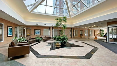 Unit 1609 — 5 Concorde Pl, Toronto - Banbury-Don Mills image-0-3