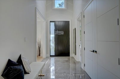 49 Grantbrook St, Toronto - Newtonbrook West image-0-1