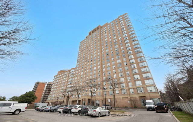 1904 - 21 Overlea Boulevard
