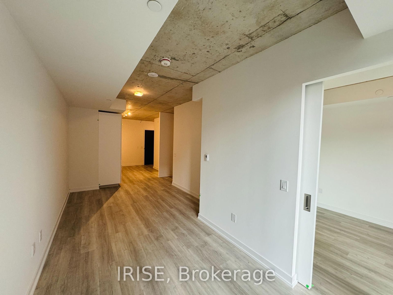 28 Eastern Avenue, Unit 1001 - Photo 2
