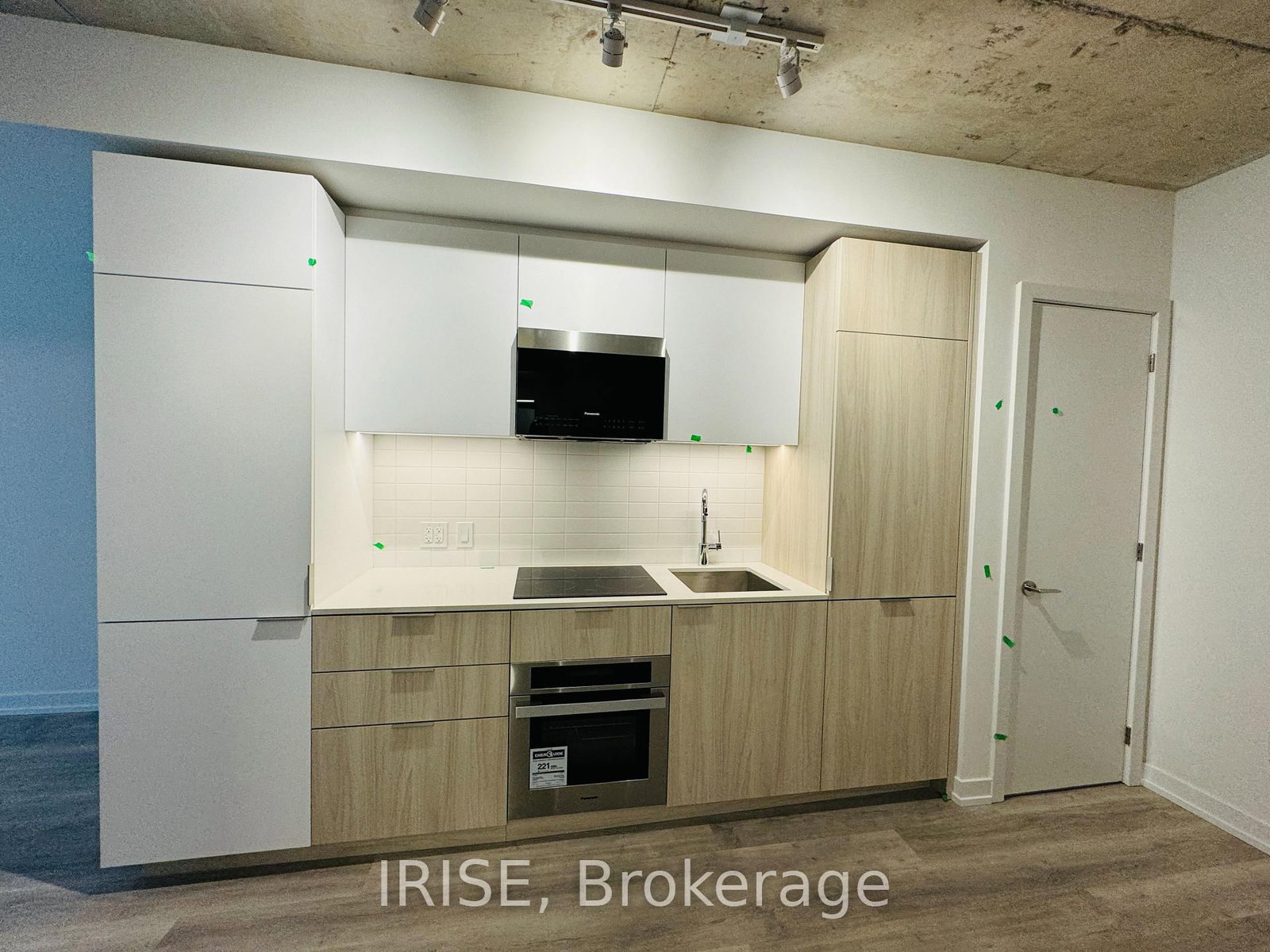 28 Eastern Avenue, Unit 1001 - Photo 4