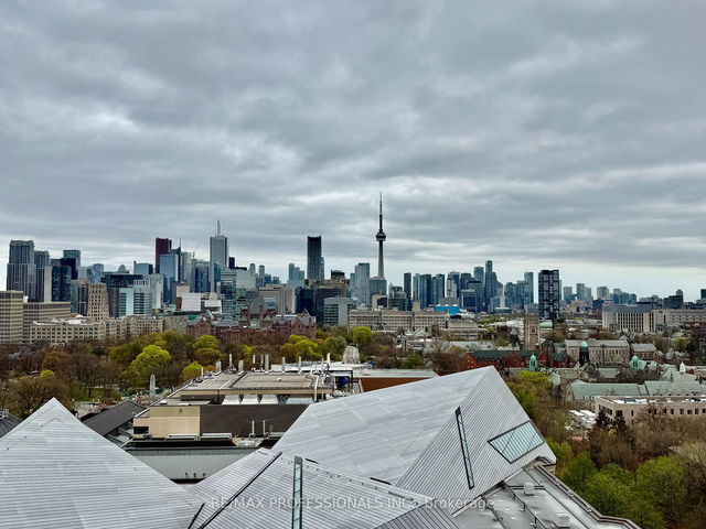 1604 - 200 Bloor Street