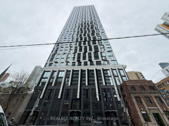 4005 - 252 Church Street